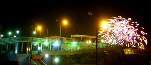 Aniversario de Mollendo fuegos artificiales