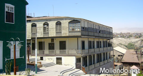 Casonas coloniales cerca del Malecón Ratti